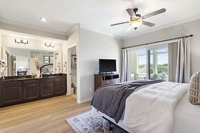 Table Rock Overlook - Spend Your Days on the Lake!