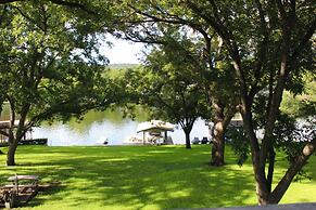 Pet Friendly Retreat on Lake Lbj!