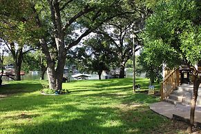 Pet Friendly Retreat on Lake Lbj!
