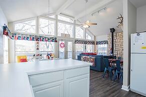 Pet Friendly Retreat on Lake Lbj!