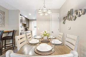 Rockwall Cottage - In the Heart of Branson!