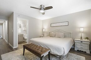 Rockwall Cottage - In the Heart of Branson!