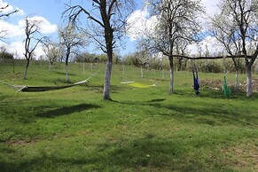 Charming 2bed Cottage in Carasova, Banat Mountains