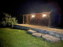 Charming 2bed Cottage in Carasova, Banat Mountains