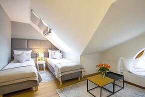 Hotel i Restauracja na Skarpie