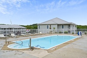 Luu Luu's Vacation Home