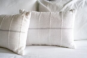 The Luckman Apartments By Barsala