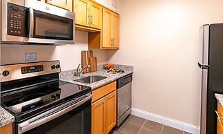 The Luckman Apartments By Barsala