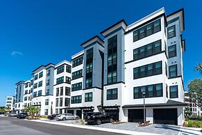 The Pointe Condos by Barsala