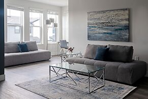 The Pointe Condos by Barsala