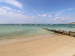 19 Clatterford Shute