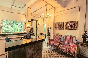 Antiquus ApartHotel
