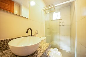 Antiquus ApartHotel