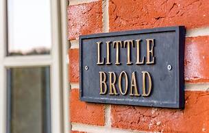 Little Broad Cottage Norfolk 2 Bedroom Sleep 4
