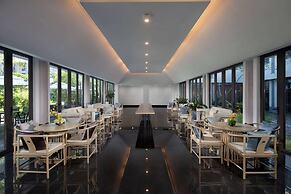 Ramada Encore by Wyndham Jiusuo Downtown