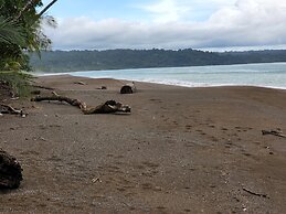 Playa Ganadito Ecolodge