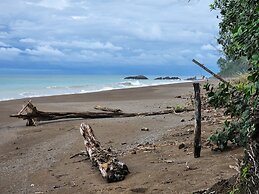 Playa Ganadito Ecolodge