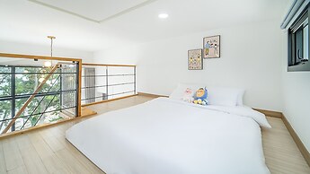 Yeosu Sea&blue Family Pension