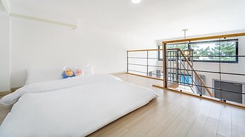 Yeosu Sea&blue Family Pension