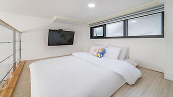 Yeosu Sea&blue Family Pension