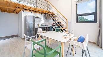 Yeosu Sea&blue Family Pension