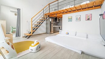 Yeosu Sea&blue Family Pension