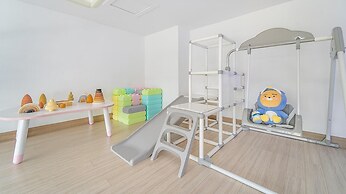 Yeosu Sea&blue Family Pension