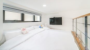Yeosu Sea&blue Family Pension