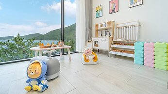 Yeosu Sea&blue Family Pension