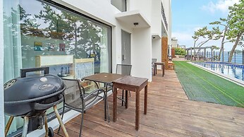 Yeosu Sea&blue Family Pension
