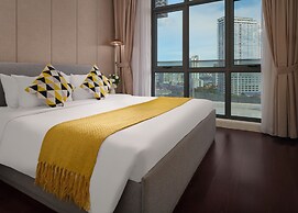 THE PENINSULA PHNOM PENH