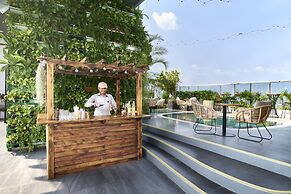 THE PENINSULA PHNOM PENH