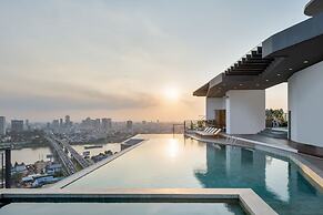 THE PENINSULA PHNOM PENH