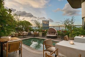 THE PENINSULA PHNOM PENH