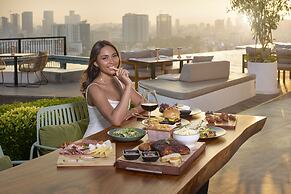 THE PENINSULA PHNOM PENH