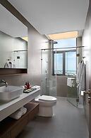 THE PENINSULA PHNOM PENH