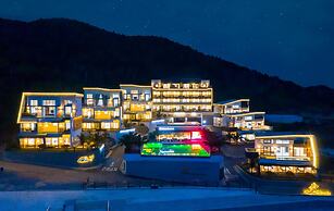 Blue Mango Pool Villa & Resort