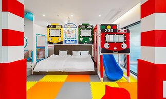 Blue Mango Pool Villa & Resort