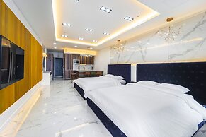 Blue Mango Pool Villa & Resort