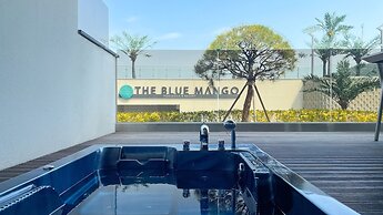 Blue Mango Pool Villa & Resort