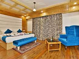 Hotel Himgiri Manali