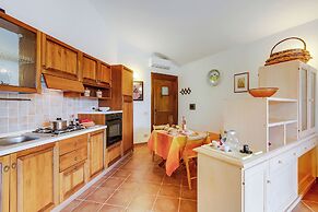 Il Borgo 16/12 600mt From The Beach