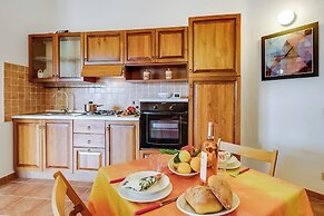 Il Borgo 16/12 600mt From The Beach