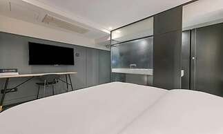 Sillim Dominic Hotel