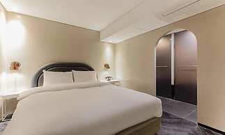 Sillim Dominic Hotel