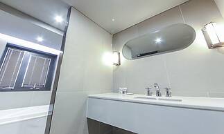 Sillim Dominic Hotel