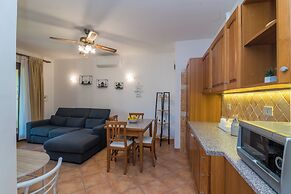 Il Borgo B3 700Mt From The Beach