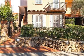 Il Vecchio Faro 15 150mt From The Beach