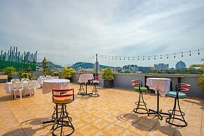 Art Mansion Patong Hotel