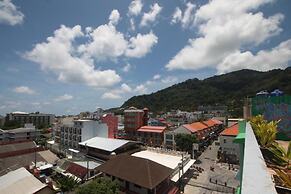 Art Mansion Patong Hotel